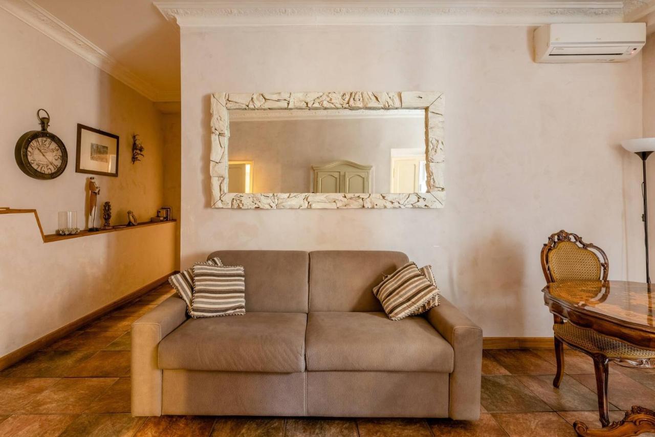 Rome Right In The Ancient Historical Center Two Bedrooms Two Bath, Up To 6 Pax Exterior photo